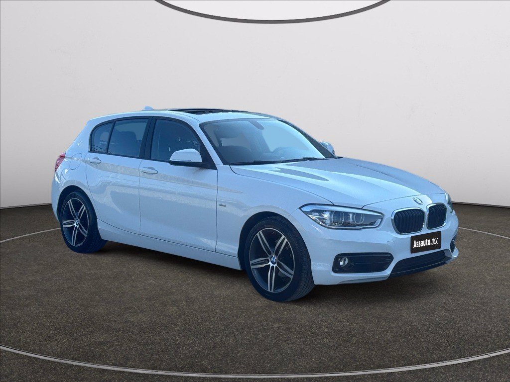 BMW 116d Sport 5p auto