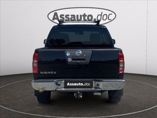 NISSAN Navara 2.5 dci d.cab LE Plus my15