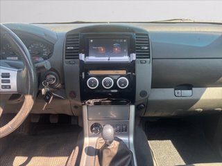 NISSAN Navara 2.5 dci d.cab LE Plus my15
